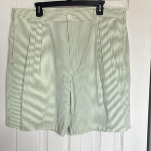 JoS A Bank Stay Cool Seersucker Shorts Green White Stripe Mens 40